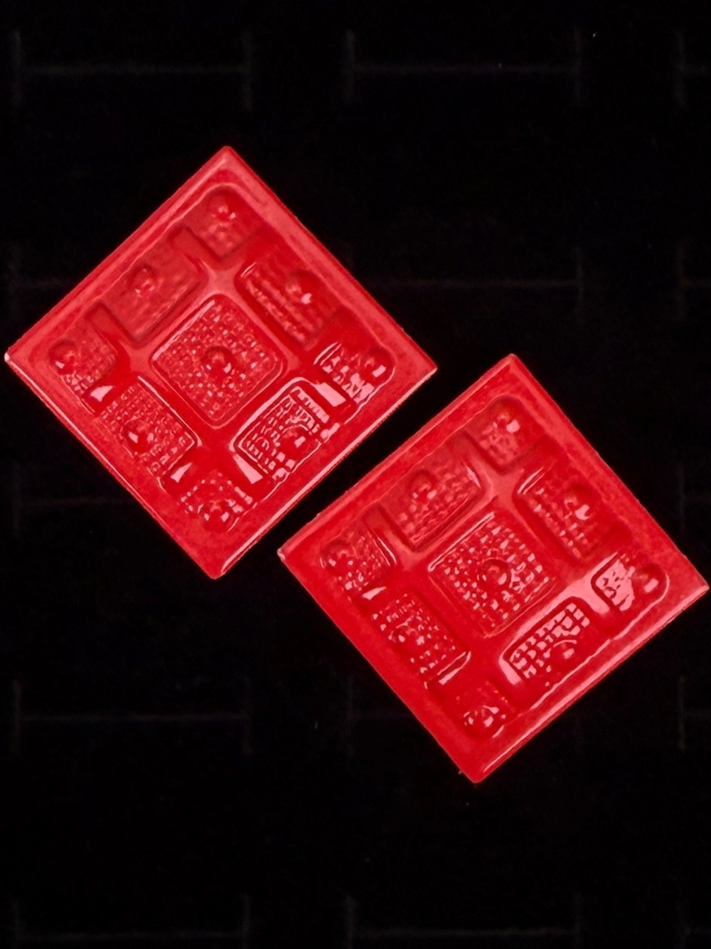 Red Textured vintage Square lightweight pierced earrings